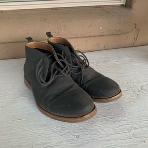 GoodFellow Gray Chukka Boots